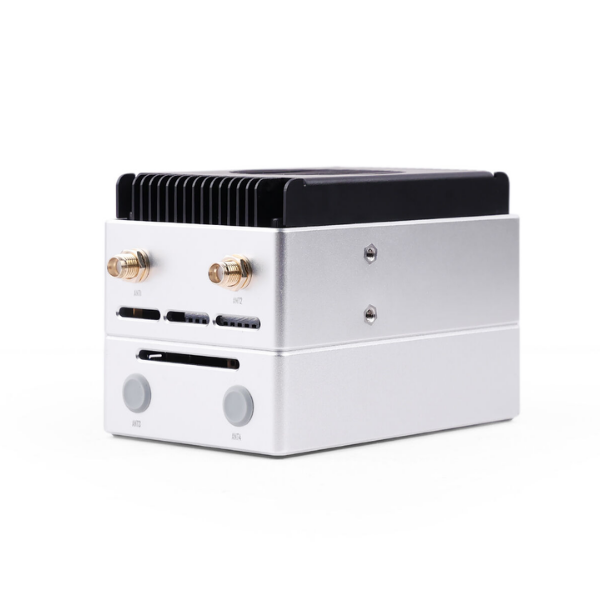 reComputer Mini J4012 (확장형 포함) - NVIDIA® Jetson™ Orin™ NX 16GB를 탑재한 지능형 엣지 AI 컴퓨터 thumbnail 3